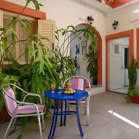 Sofia Rooms Pitsidia Exterior foto